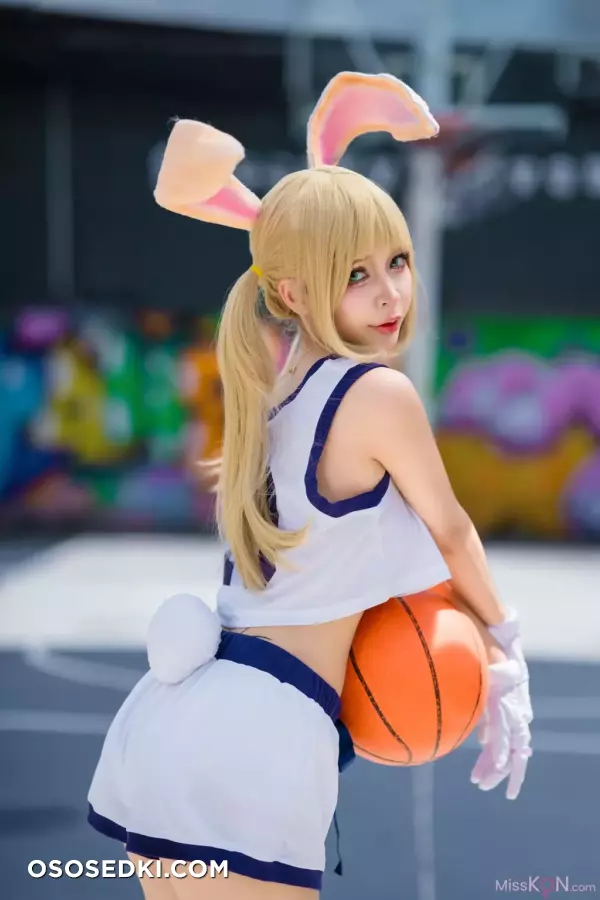UmekoJ: Lola Bunny - 20