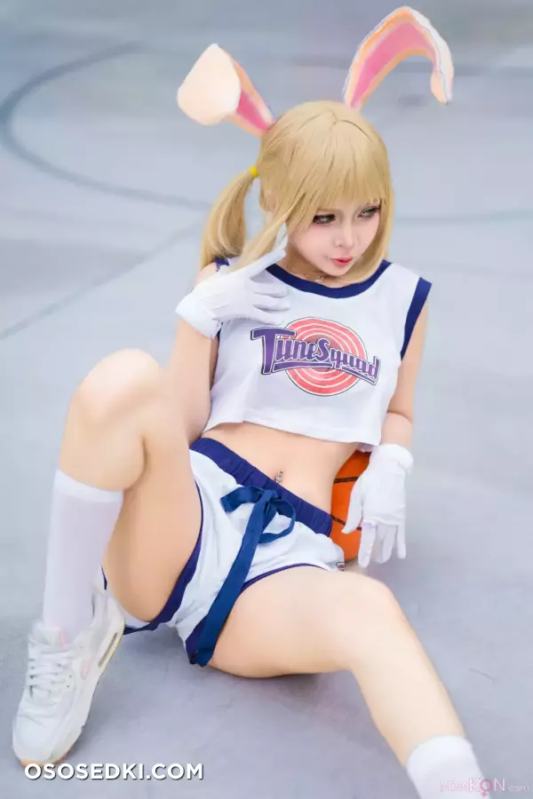 UmekoJ: Lola Bunny - 6