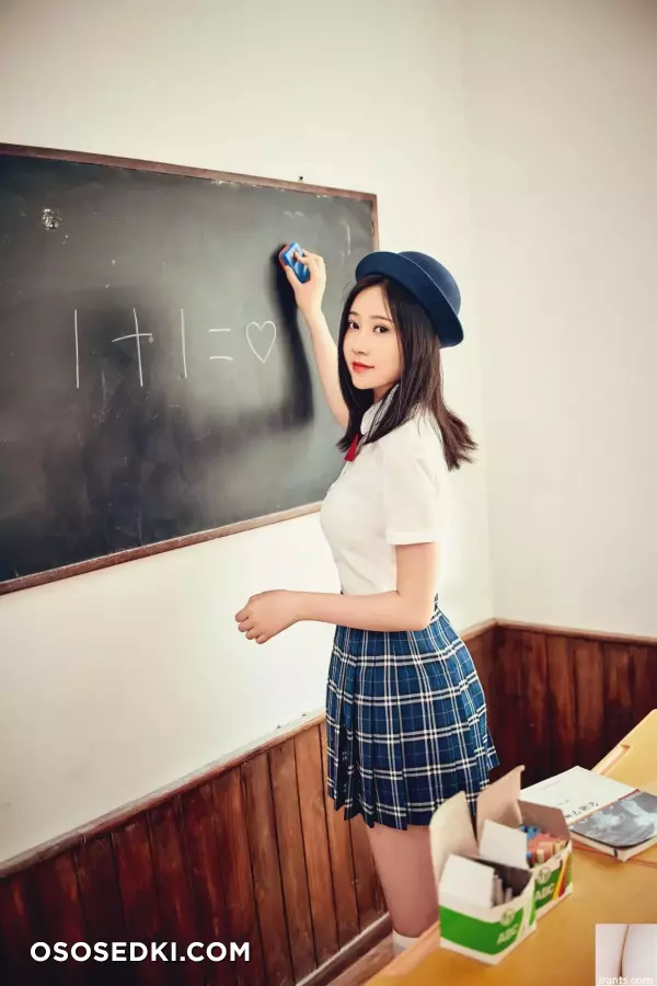 [网路收集] 福利少女-年年月刊少女 - 33