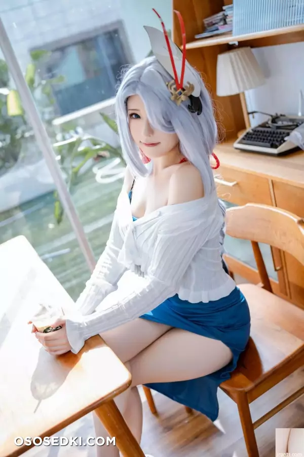[网路收集] 福利少女Quan冉有点饿《申鹤同人礼服 》 - 12