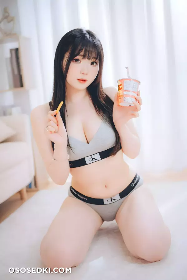 Shimo Shimo - DL Edition Photo Book - 16