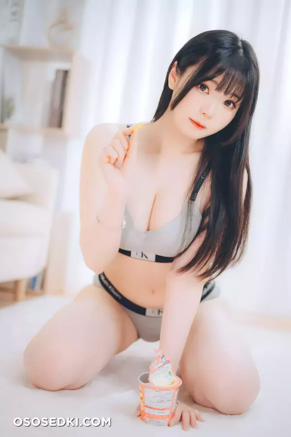 Shimo Shimo - DL Edition Photo Book - 17