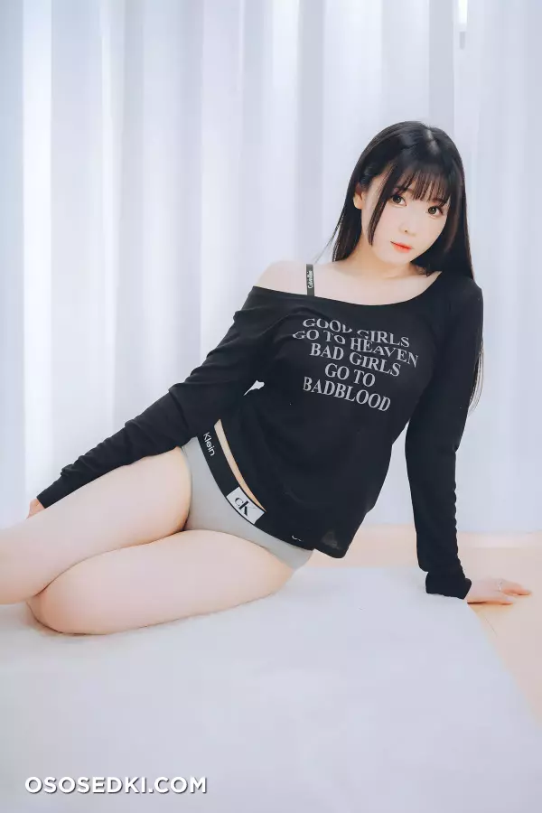 Shimo Shimo - DL Edition Photo Book - 25