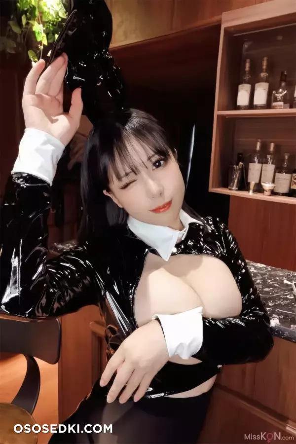 虎森森: 侍女兔兔 - 33