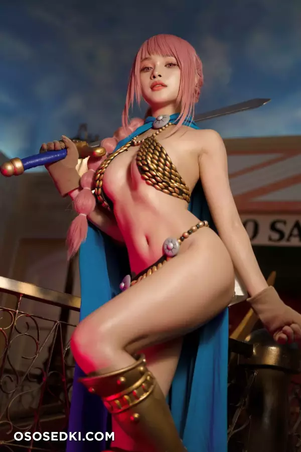 Miho - Rebecca (Gladiator) One Piece - 24