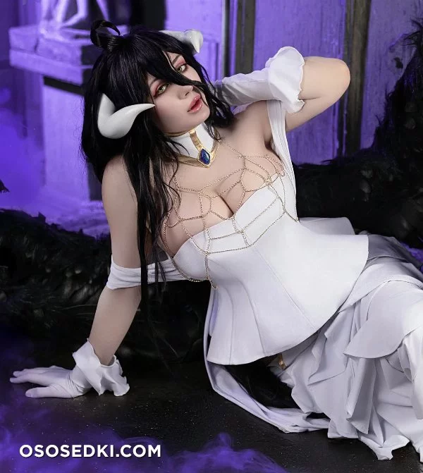 Liz Joestar - Albedo - Overlord - 10