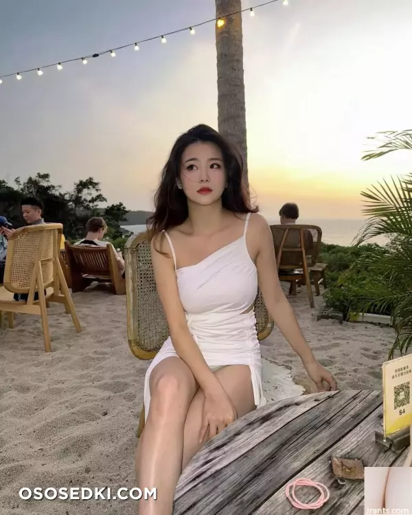 Big Breasts 网红 「Liz 荔枝」白皙Body Super Sucking 睛 (22P) - 17