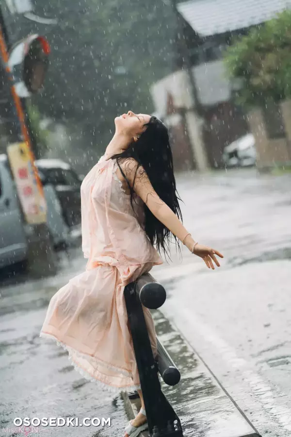 蠢沫沫 (chunmomo): 《夏想》下 (191 photos) - 13