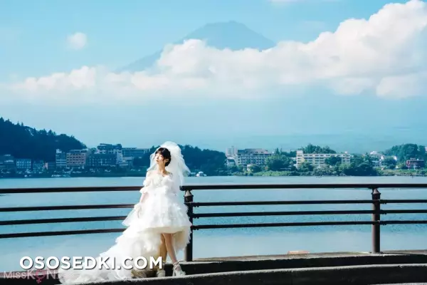 蠢沫沫 (chunmomo): 《夏想》下 (191 photos) - 173