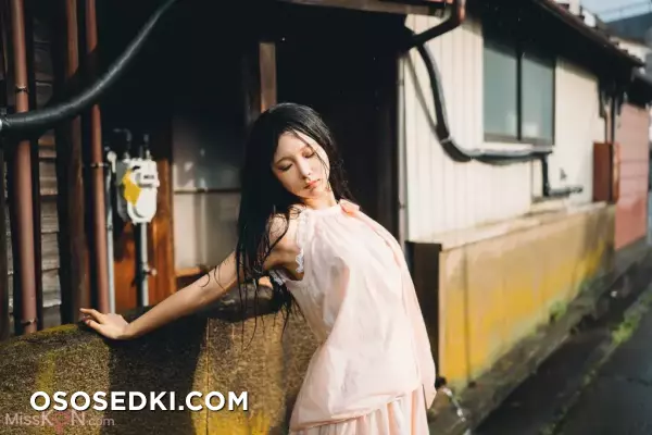 蠢沫沫 (chunmomo): 《夏想》下 (191 photos) - 18
