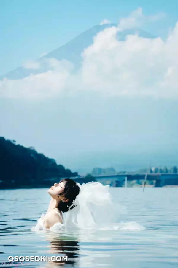 蠢沫沫 (chunmomo): 《夏想》下 (191 photos) - 187