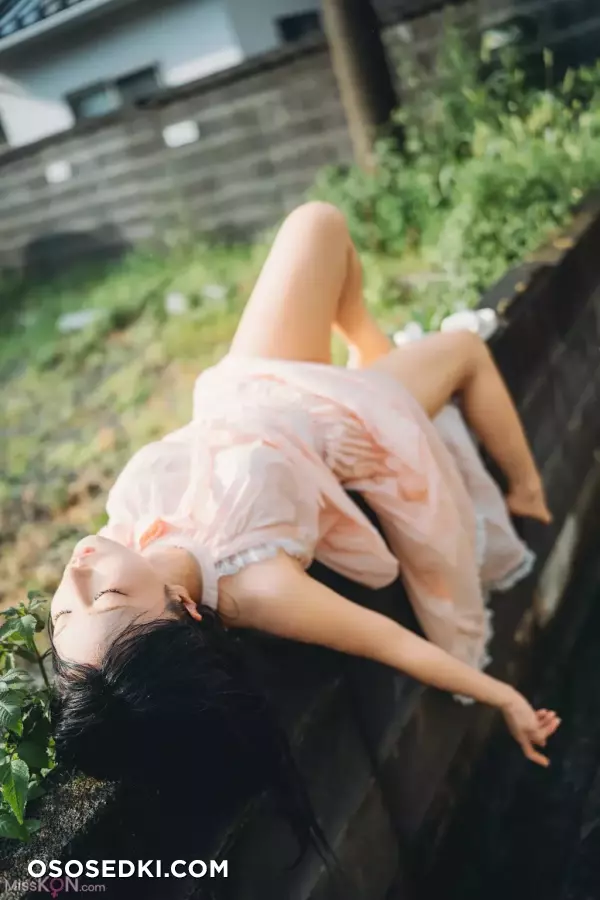 蠢沫沫 (chunmomo): 《夏想》下 (191 photos) - 30