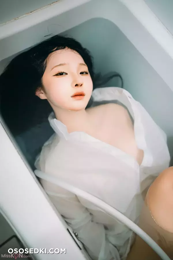 蠢沫沫 (chunmomo): 《夏想》下 (191 photos) - 95