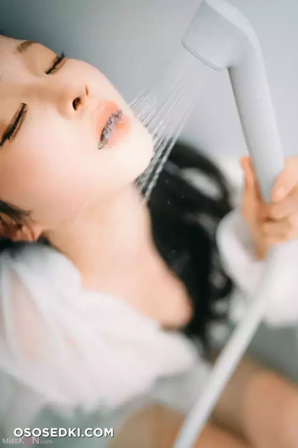 蠢沫沫 (chunmomo): 《夏想》下 (191 photos) - 99