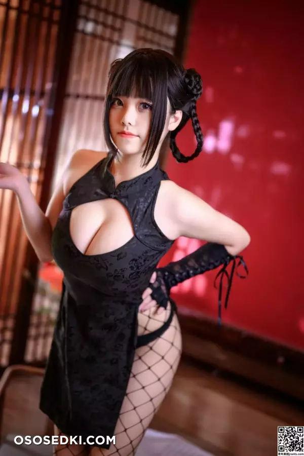 [网路收集系列] 福利姬 蜜汁猫裘《 witch 旗袍 》VIP福利帖[56P - 19