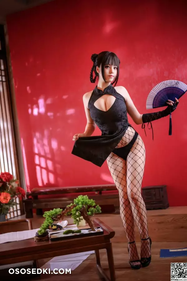 [网路收集系列] 福利姬 蜜汁猫裘《 witch 旗袍 》VIP福利帖[56P - 8