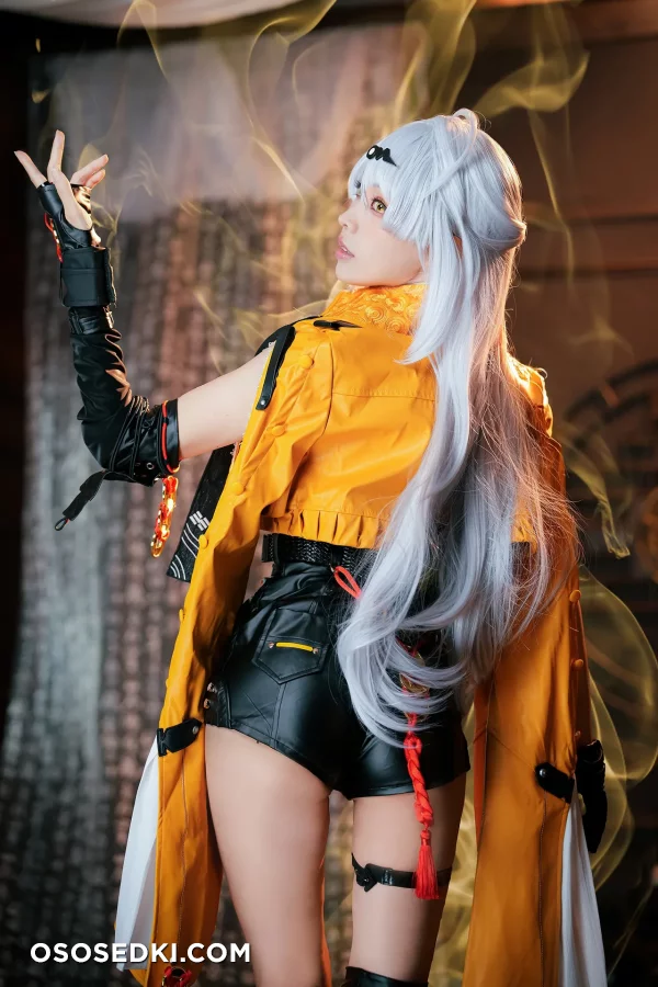 Ely Cosplay - Yixuan - Zenless Zone Zero - 9
