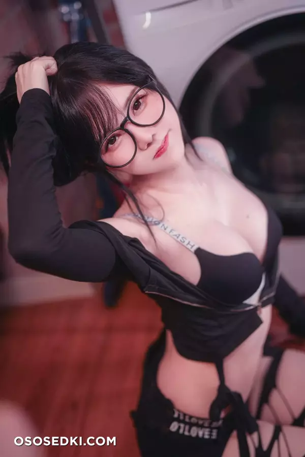 Sally多啦雪 Sally Dorasnow - RAINY LAUNDRY DAY - 16