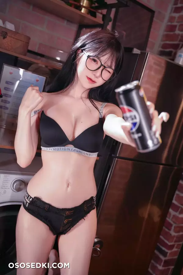 Sally多啦雪 Sally Dorasnow - RAINY LAUNDRY DAY - 21