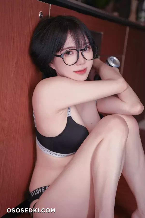 Sally多啦雪 Sally Dorasnow - RAINY LAUNDRY DAY - 24