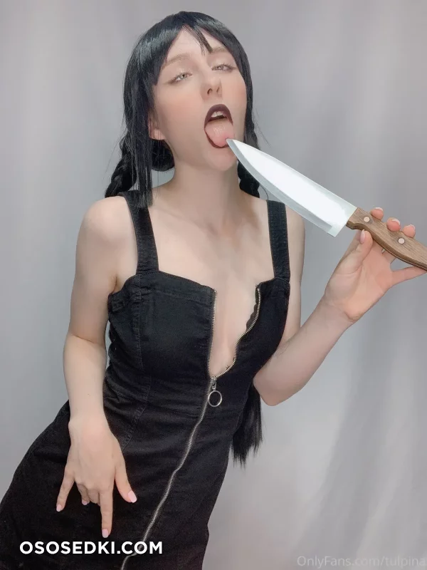 Tulpina - Wednesday Addams - The Addams Family - 3