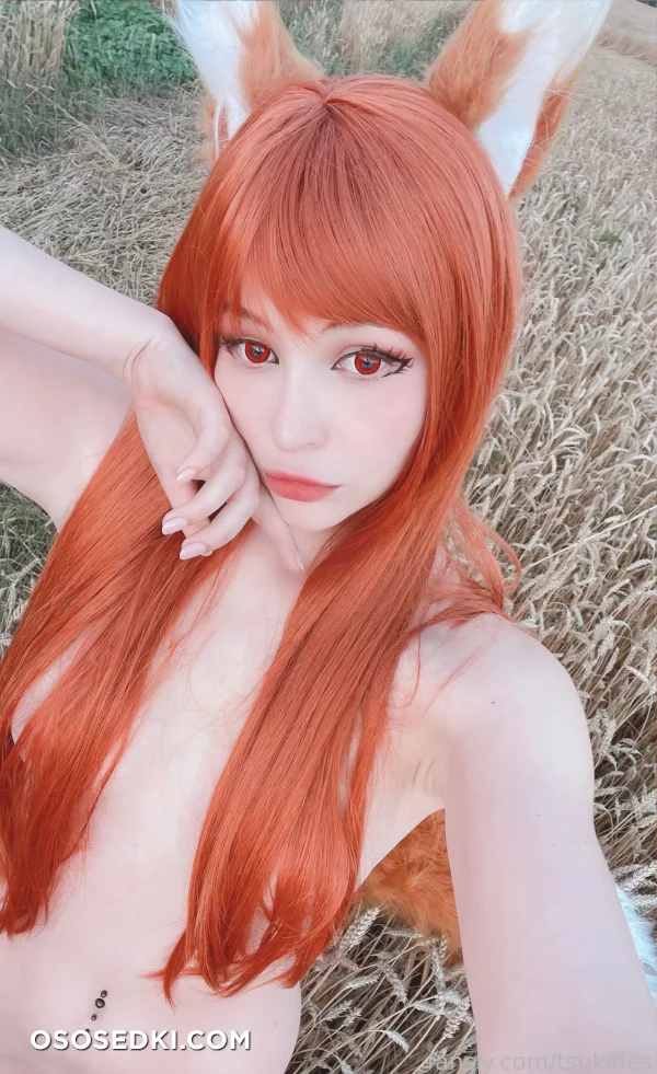 Tsuki Desu - Holo - Spice And Wolf  Ookami To Koushinryou - 15