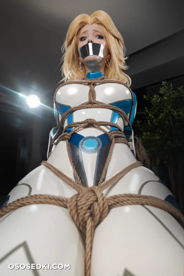 Lada Lyumos - Susan Storm  Invisible Woman - Fantastic Four - 26