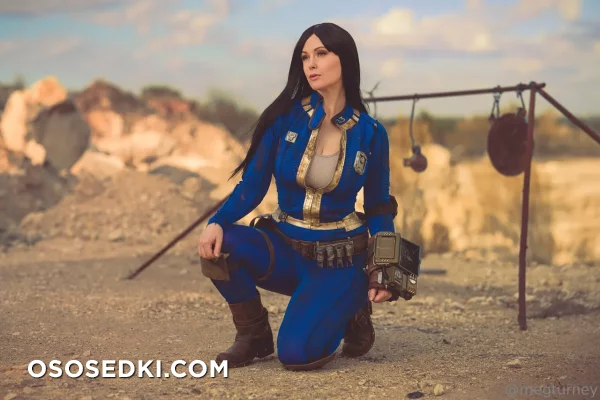 Meg Turney - Vault Girl - Fallout - 8