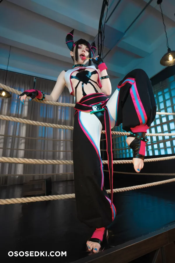 Carry Key - Juri Han - Street Fighter - 42