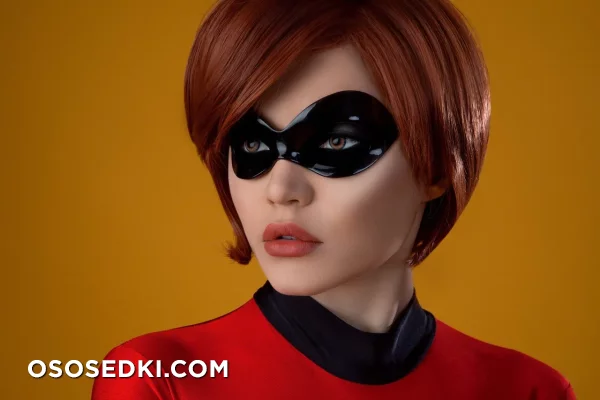 Kalinka Fox  Christina Fink - Helen Parr  Elastigirl - The Incredibles - 18