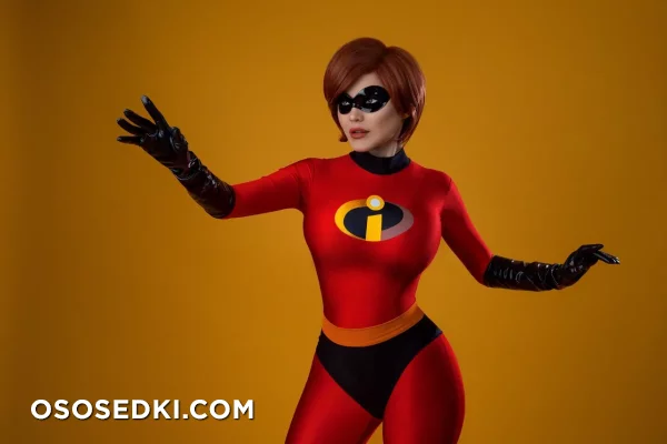Kalinka Fox  Christina Fink - Helen Parr  Elastigirl - The Incredibles - 19