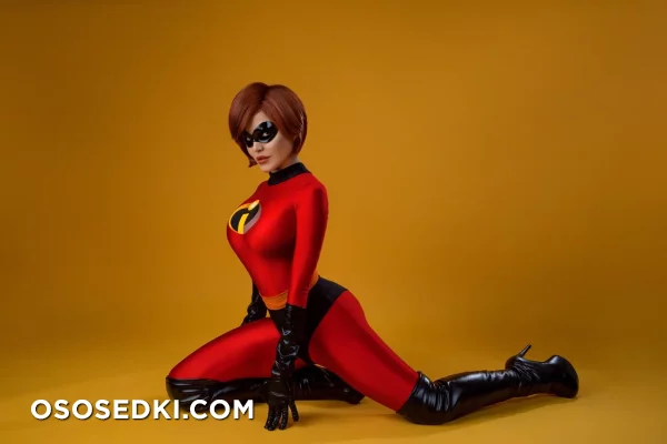 Kalinka Fox  Christina Fink - Helen Parr  Elastigirl - The Incredibles - 24