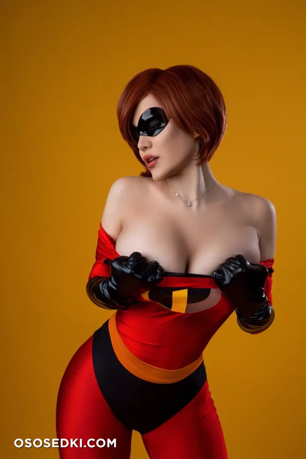 Kalinka Fox  Christina Fink - Helen Parr  Elastigirl - The Incredibles - 26