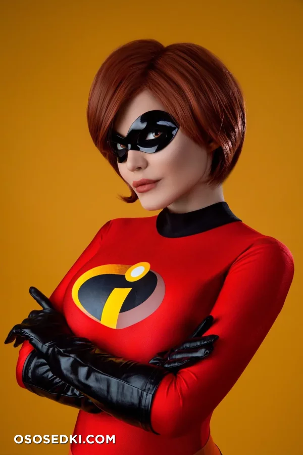 Kalinka Fox  Christina Fink - Helen Parr  Elastigirl - The Incredibles - 8