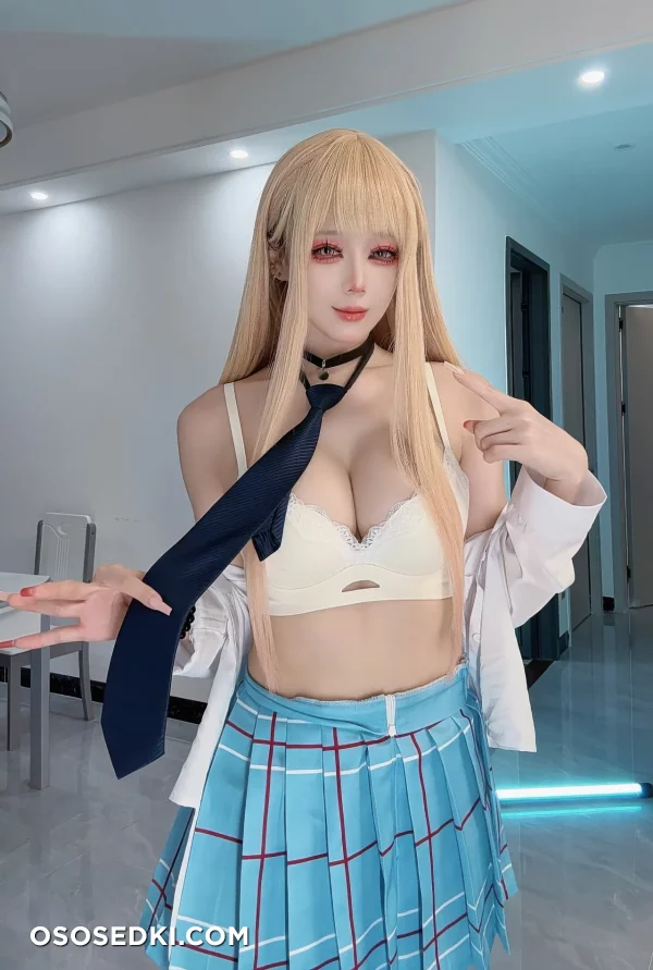 Jiuyan  Ajiuconbugugu - Marin Kitagawa - Sono Bisque Doll Wa Koi O Suru  My Dress-up Darling - 22