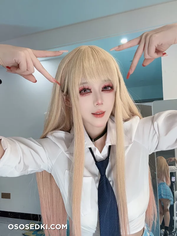Jiuyan  Ajiuconbugugu - Marin Kitagawa - Sono Bisque Doll Wa Koi O Suru  My Dress-up Darling - 26