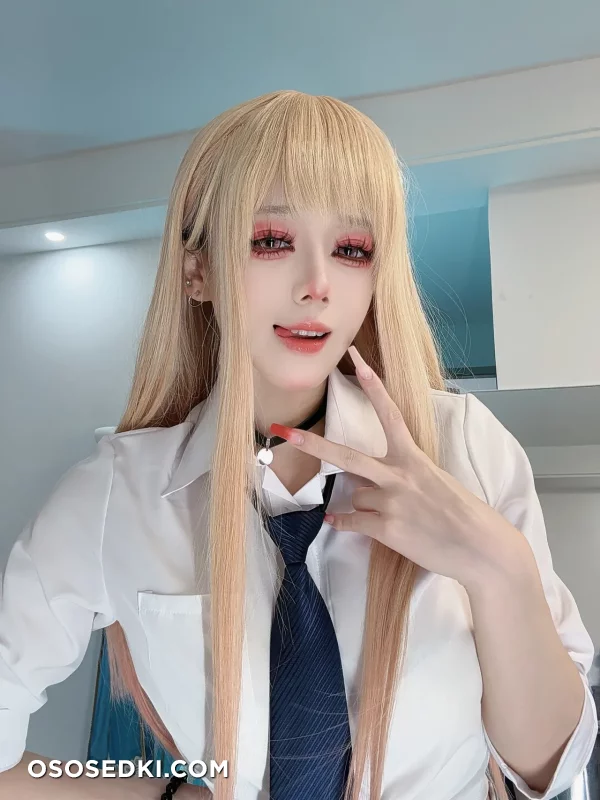 Jiuyan  Ajiuconbugugu - Marin Kitagawa - Sono Bisque Doll Wa Koi O Suru  My Dress-up Darling - 40