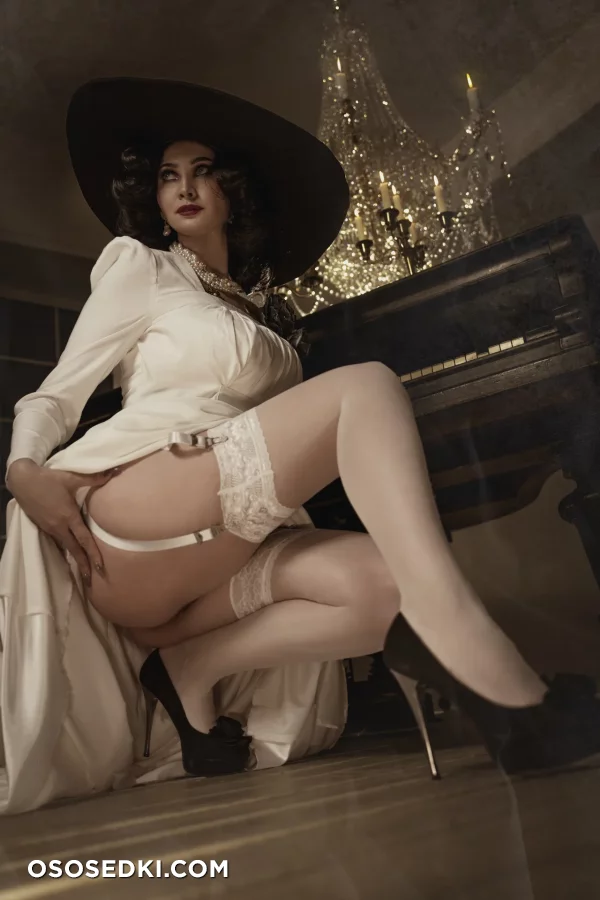 Julius Drow - Alcina Dimitrescu - Resident Evil  Biohazard - 19