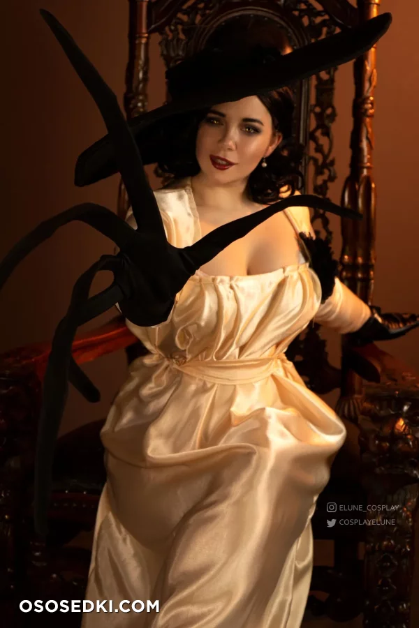 Elune - Alcina Dimitrescu - Resident Evil  Biohazard - 28