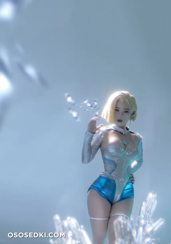 Titi Cosplay - Emma Frost - X-men - 23