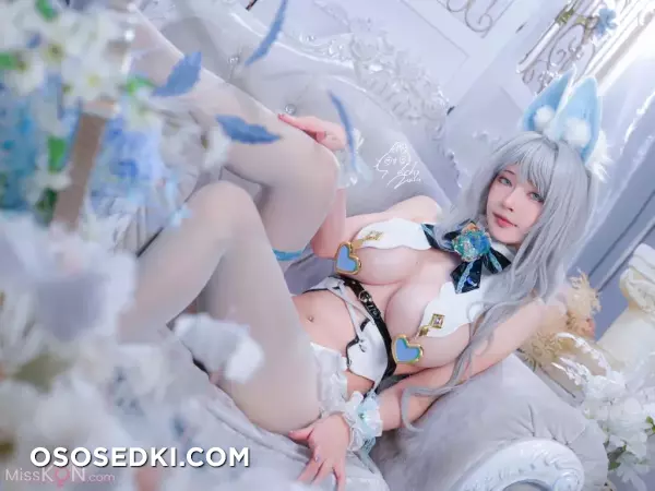 Machi馬吉: White Rabbit - 13