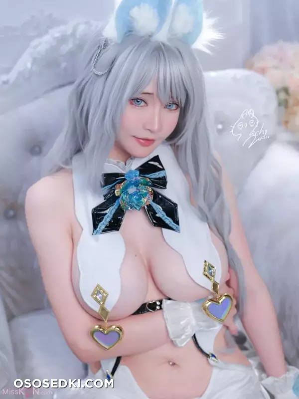 Machi馬吉: White Rabbit - 18