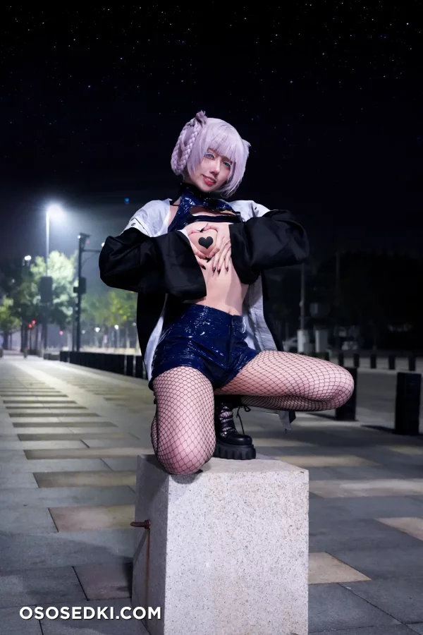 Jiaorouji Walkure - Nazuna Nanakusa - Yofukashi No Uta  Call Of The Night - 10