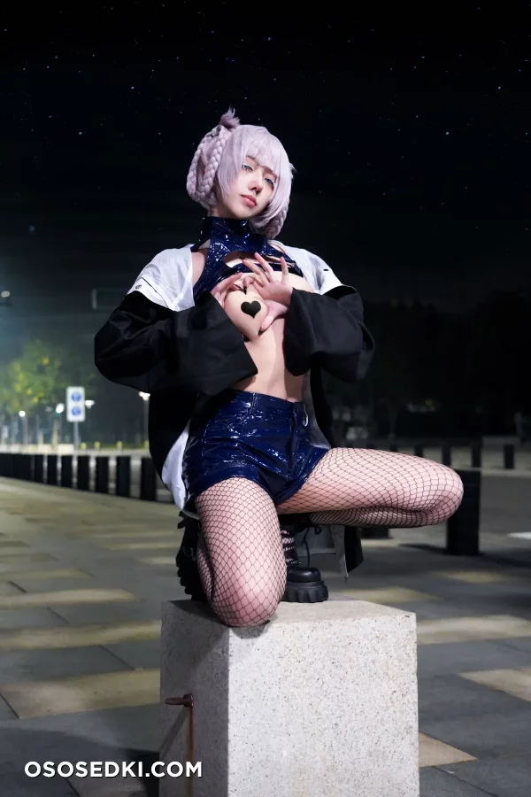 Jiaorouji Walkure - Nazuna Nanakusa - Yofukashi No Uta  Call Of The Night - 9