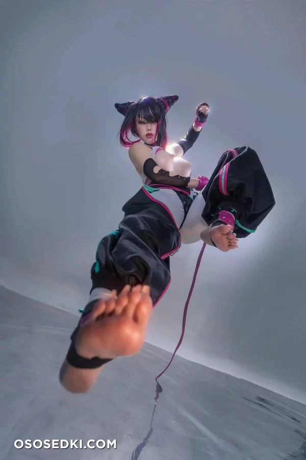 Titi Cosplay - Juri Han - Street Fighter - 21