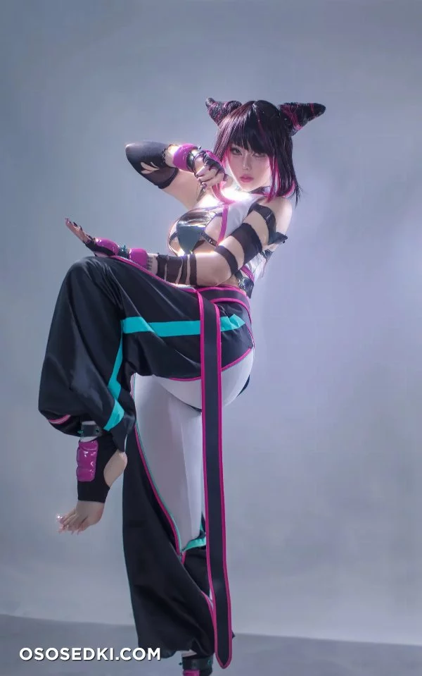 Titi Cosplay - Juri Han - Street Fighter - 93