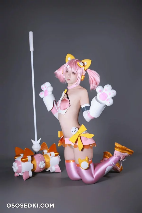 G44 Wa Kizutsukanai - Megami Device - 17