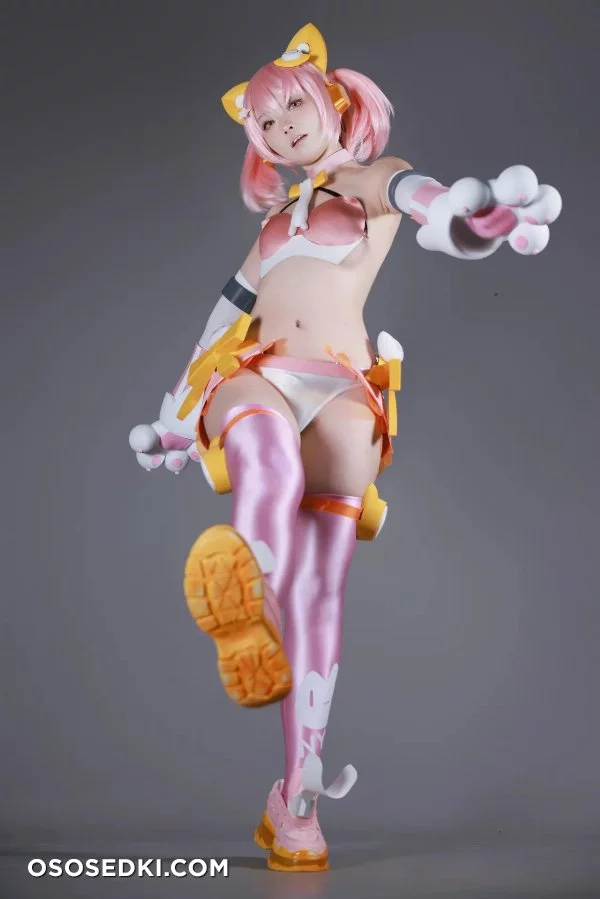 G44 Wa Kizutsukanai - Megami Device - 25