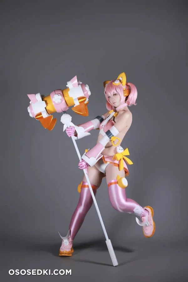G44 Wa Kizutsukanai - Megami Device - 26
