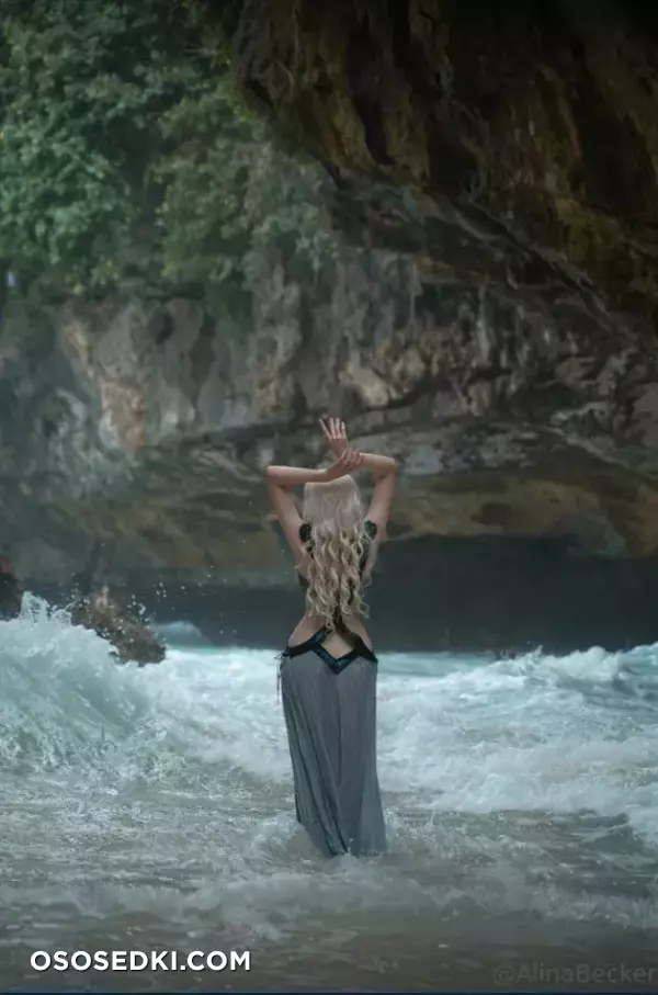  Alina Becker  Daenerys - 6